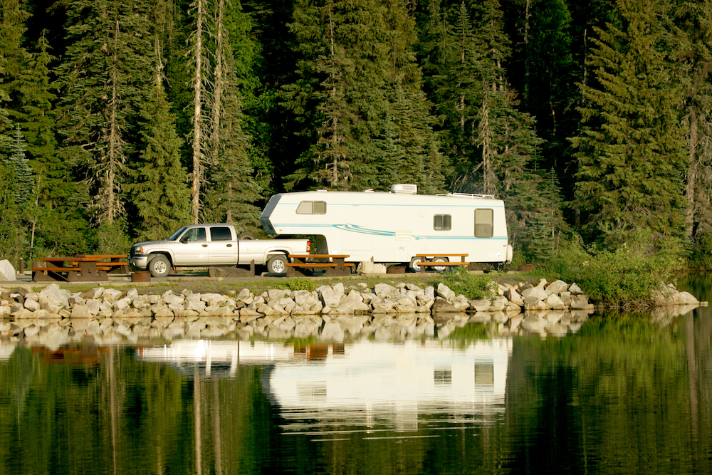 Buying A Used Fifth-Wheel Camper: 7+ Things You Must Check For